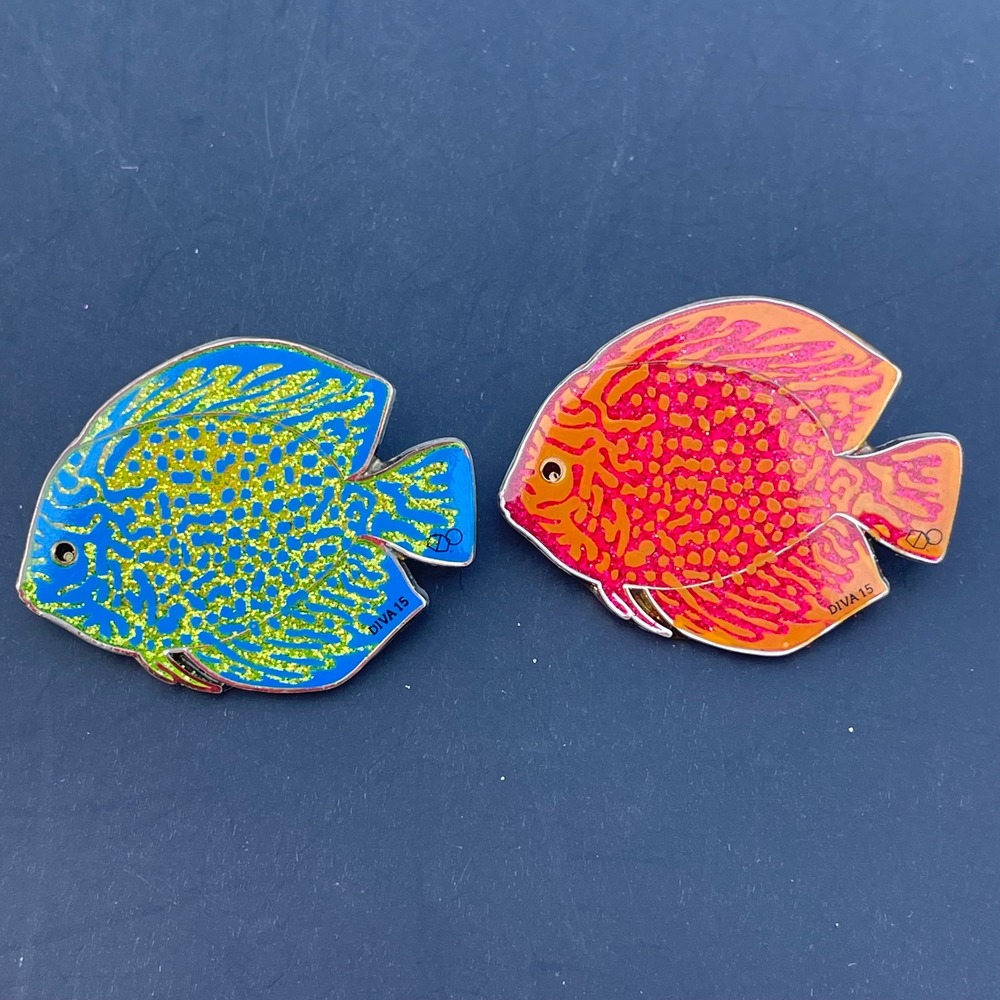 Destination Imagination 2015 Tropical Fish Glitter Pinback Set Blue Orange DIVA